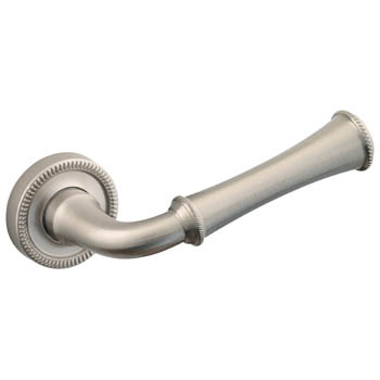 Estate Lever